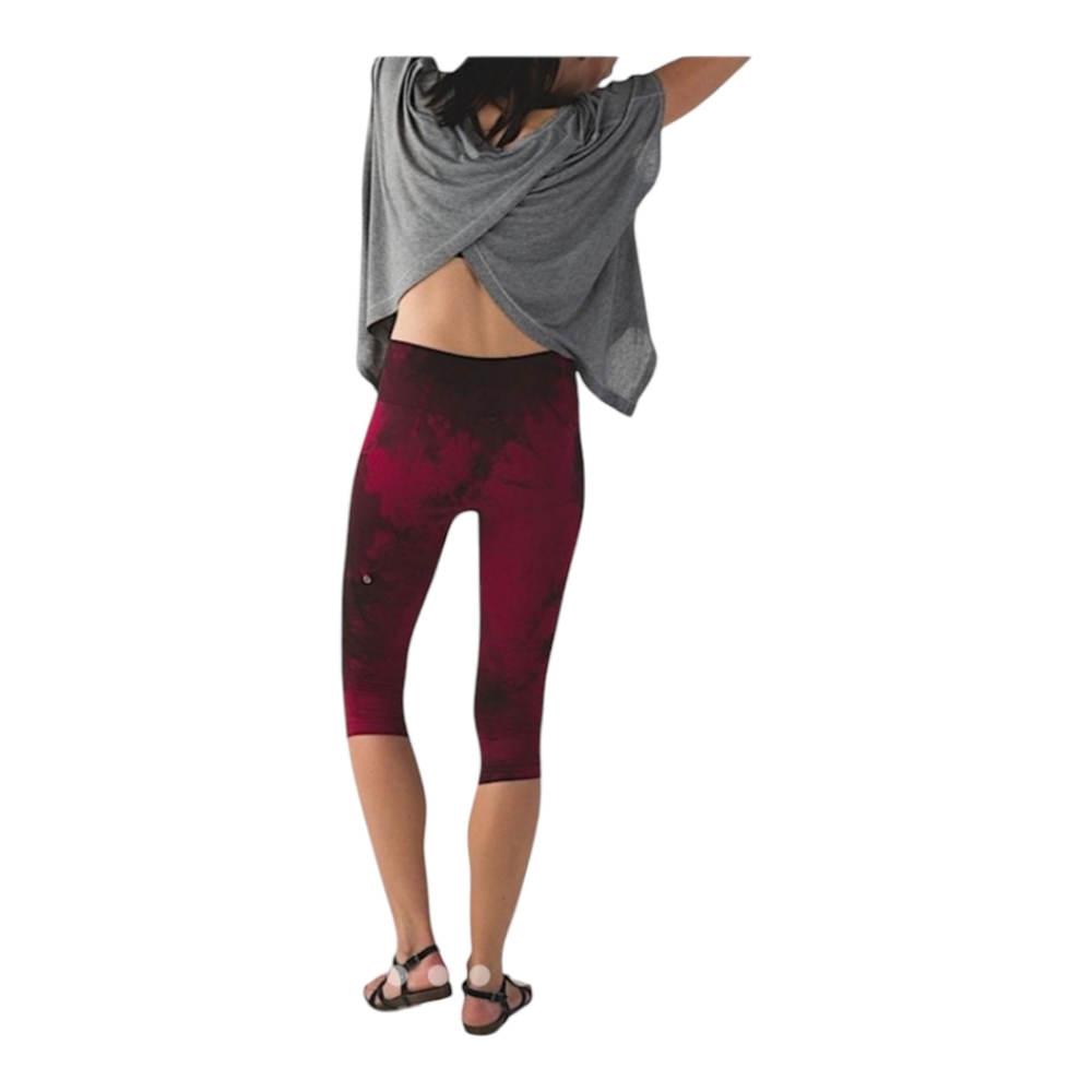 Lululemon Athletica In The Flow Crop II Seamless Red Black Tie Die Leggings